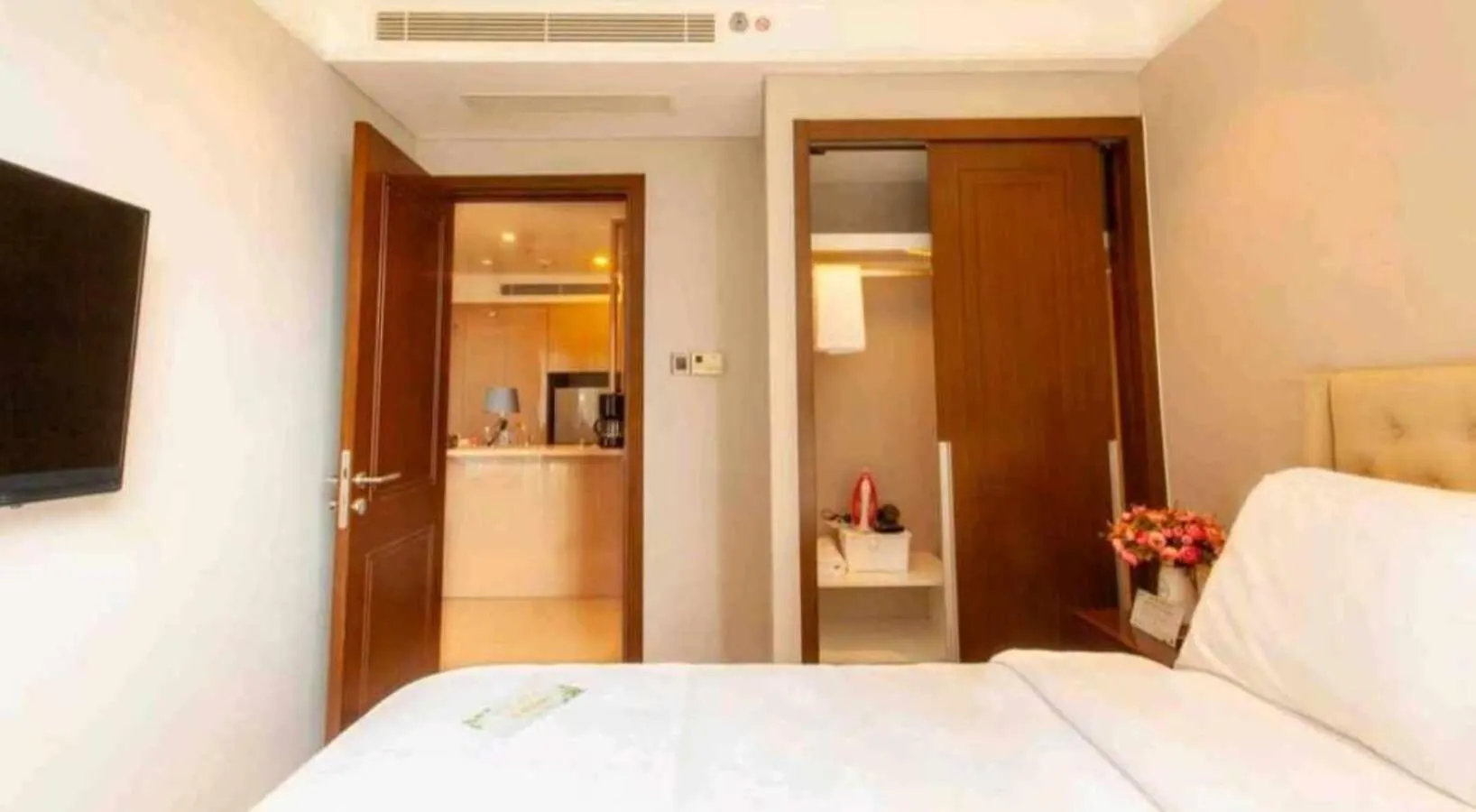 Apartment With Ocean View Da Nang